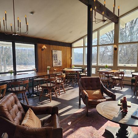 Mountaineer Inn West Dover Exteriér fotografie