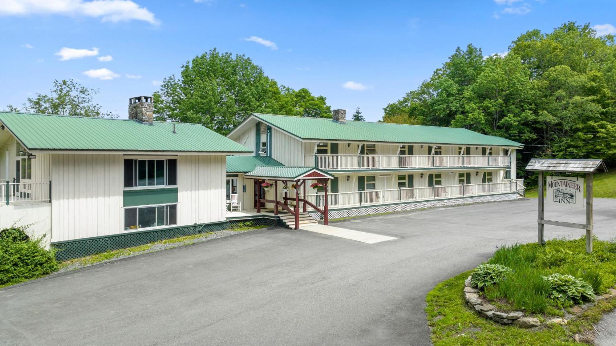 Mountaineer Inn West Dover Exteriér fotografie